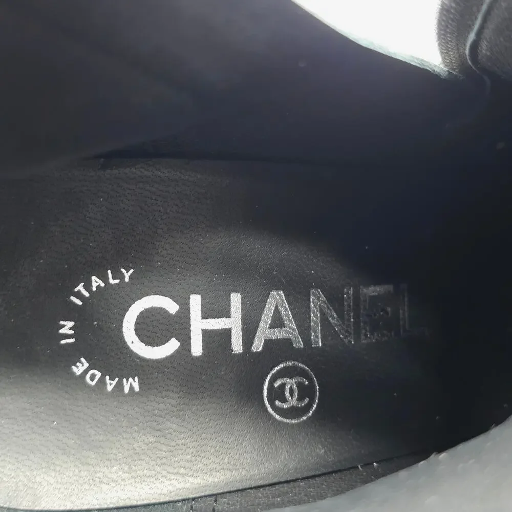 Chanel Suede Ankle Boots CC Logo Cap Toe Grey Black Silver Heels 37 6.5